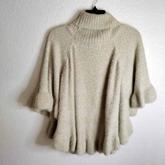 Anthropologie Cream Turtleneck Sweater - Picture 5 of 5